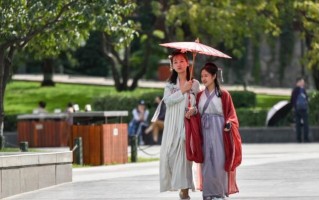 汉服穿搭走进生活，汉服穿搭走进生活图片